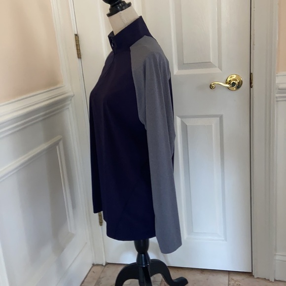 Cutter & Buck 1/2 zip pull over - Picture 3 of 11